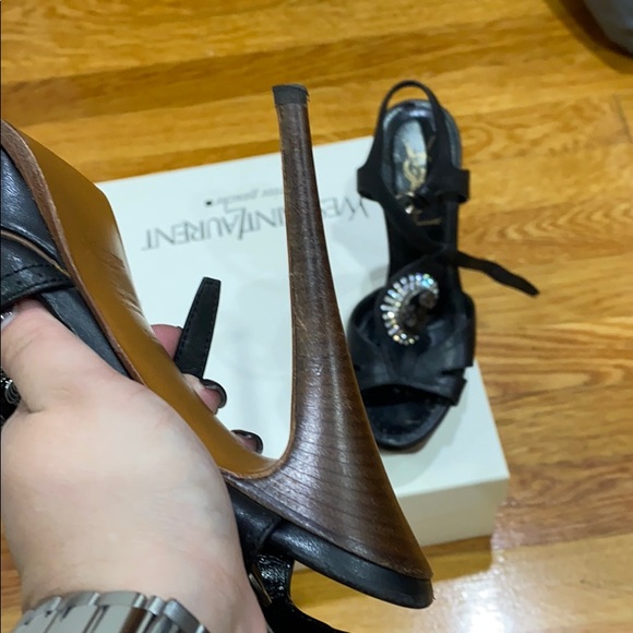 YSL embellished sandals - Picture 8 of 8